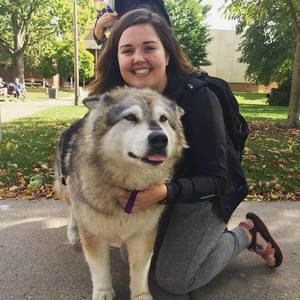 Meet your Posher, Carly